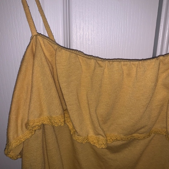 Yellow Tank - Picture 3 of 5